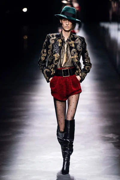 Look 21